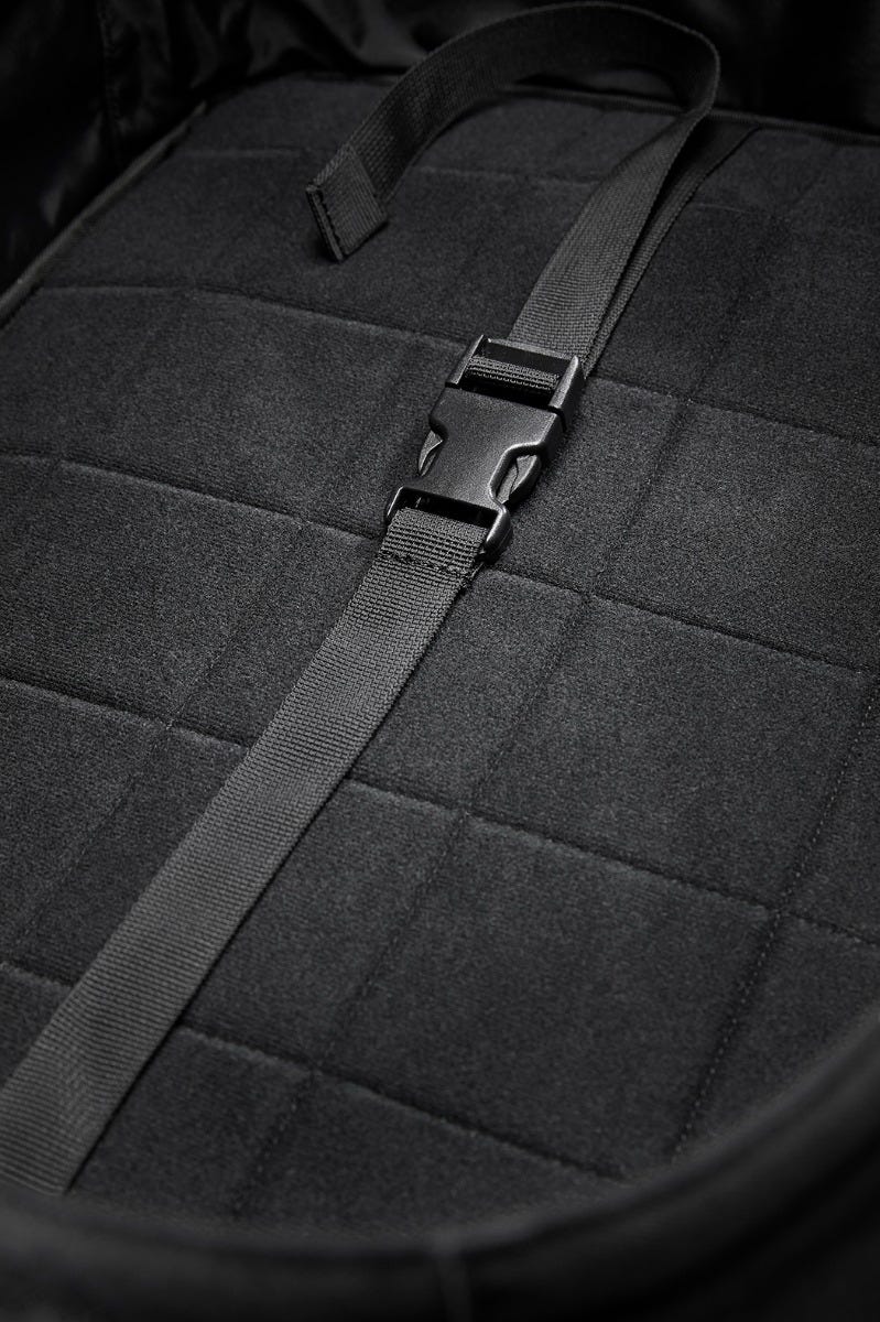 ::001 Black