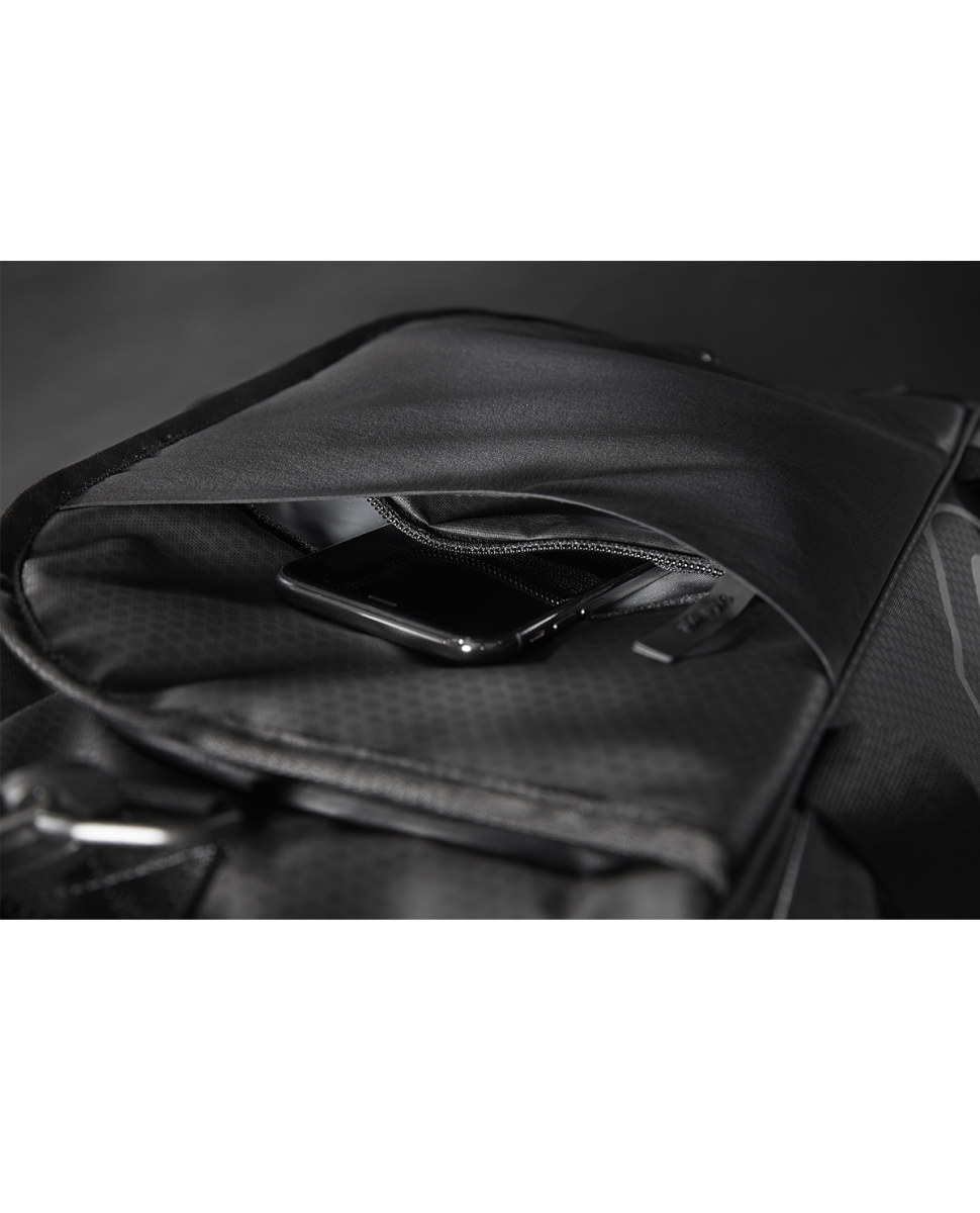 ::001 Black