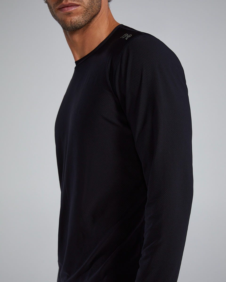 ::001 Black