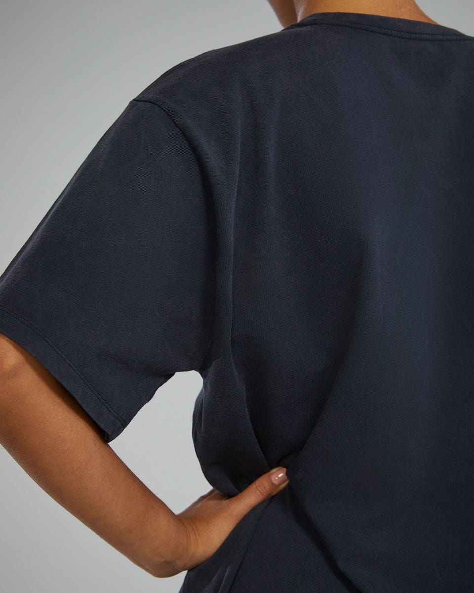 ::001 Black